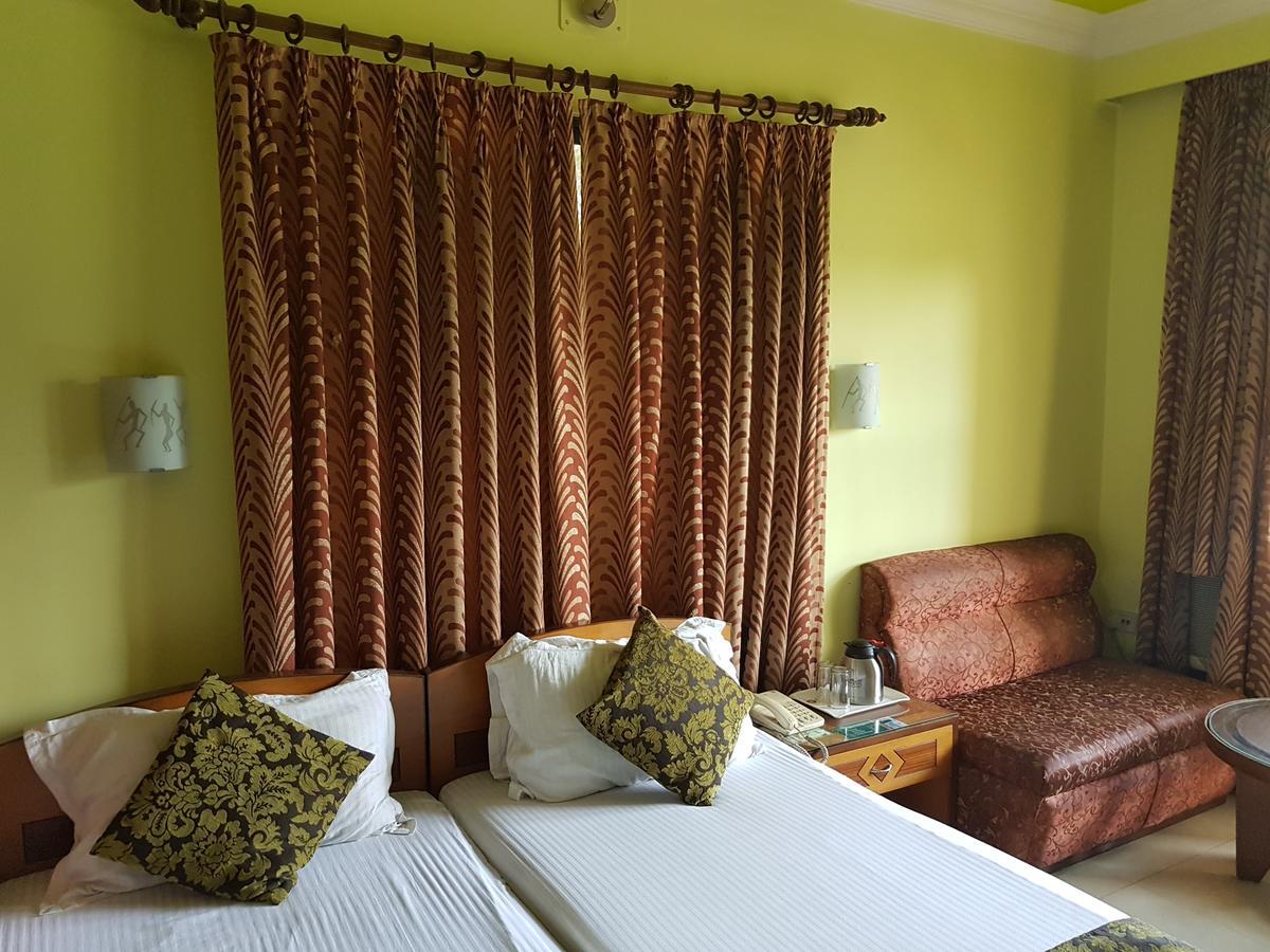 Hotel Conclave Siliguri Exterior photo